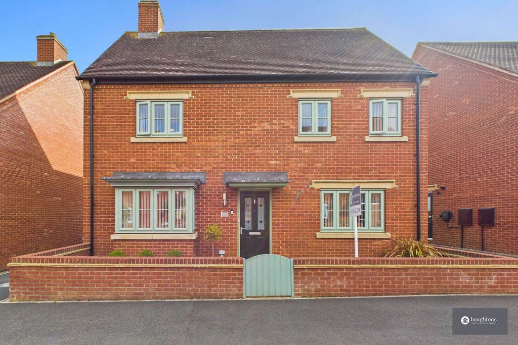 Property photo 1 of 38