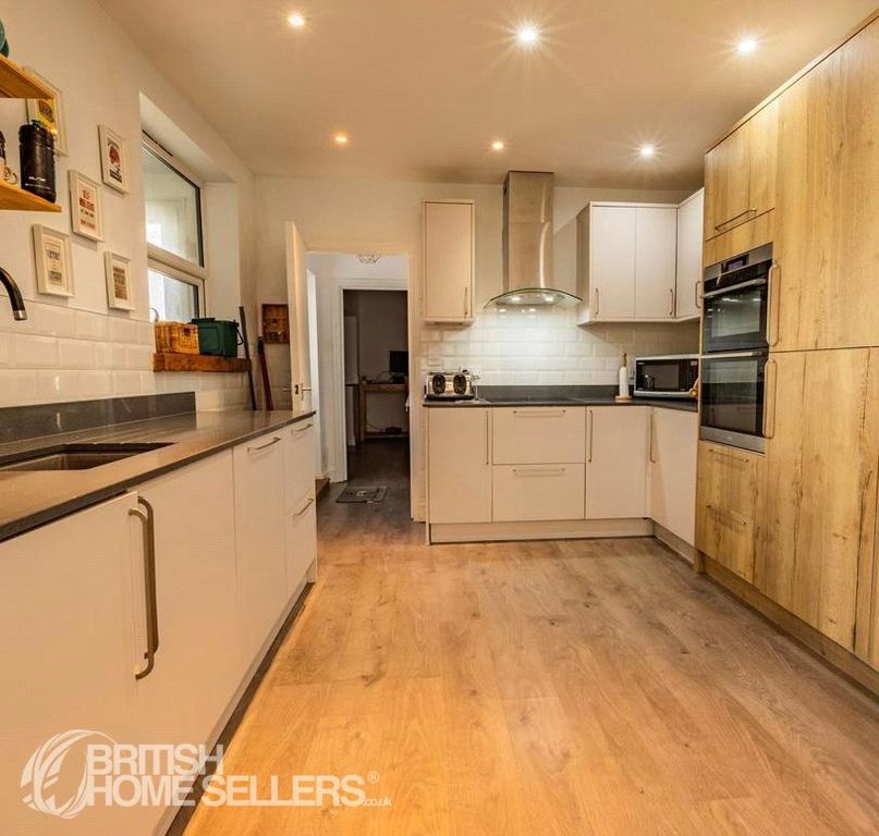 Property photo 2 of 46 Picture No. 47