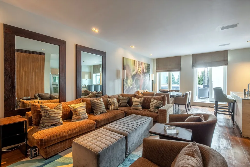 Apartment in London, South Kensington - More
