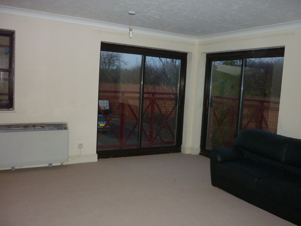 Property photo 3 of 6