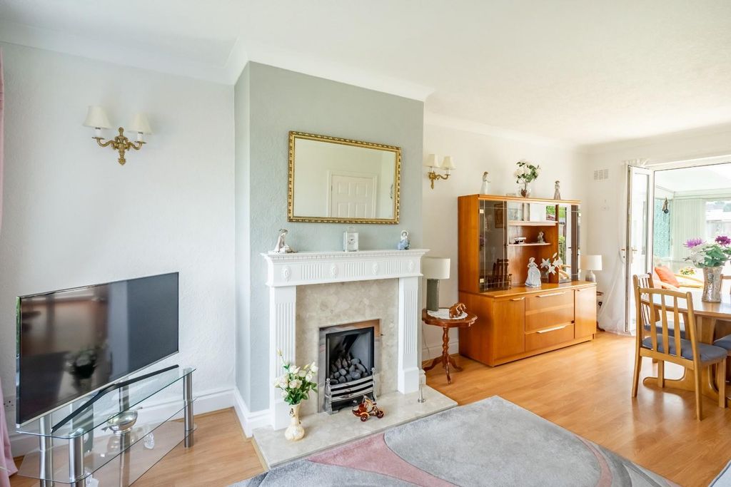Property photo 3 of 18 22Ew-8.Jpg