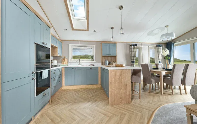 Property photo 2 of 12 Web Abi Harrogate Kitchen Dining 1042 Rt 1120x710 802x505 F50 50