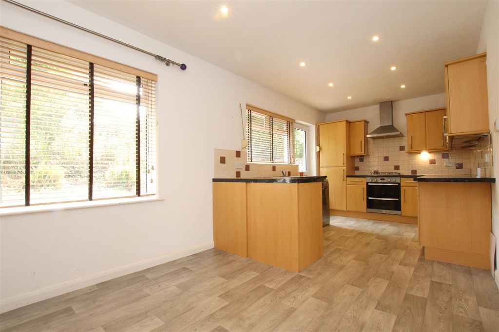 Property photo 3 of 15 Kitchen Dining Room.Jpg