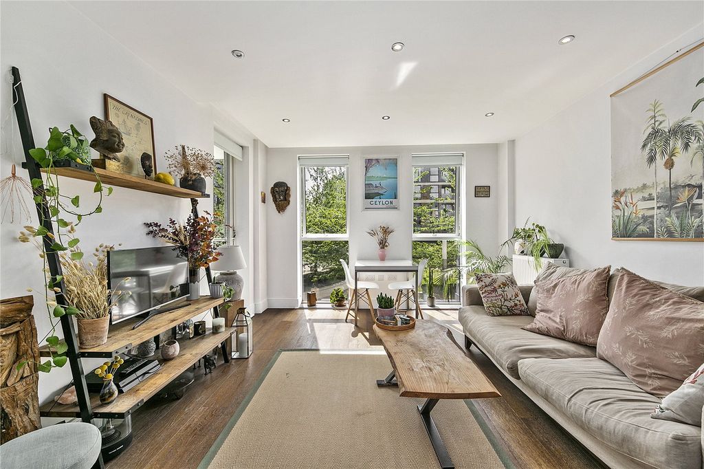 Property photo 2 of 10 Picture No. 03