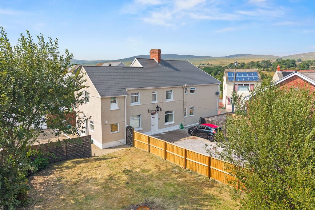 Property photo 1 of 36