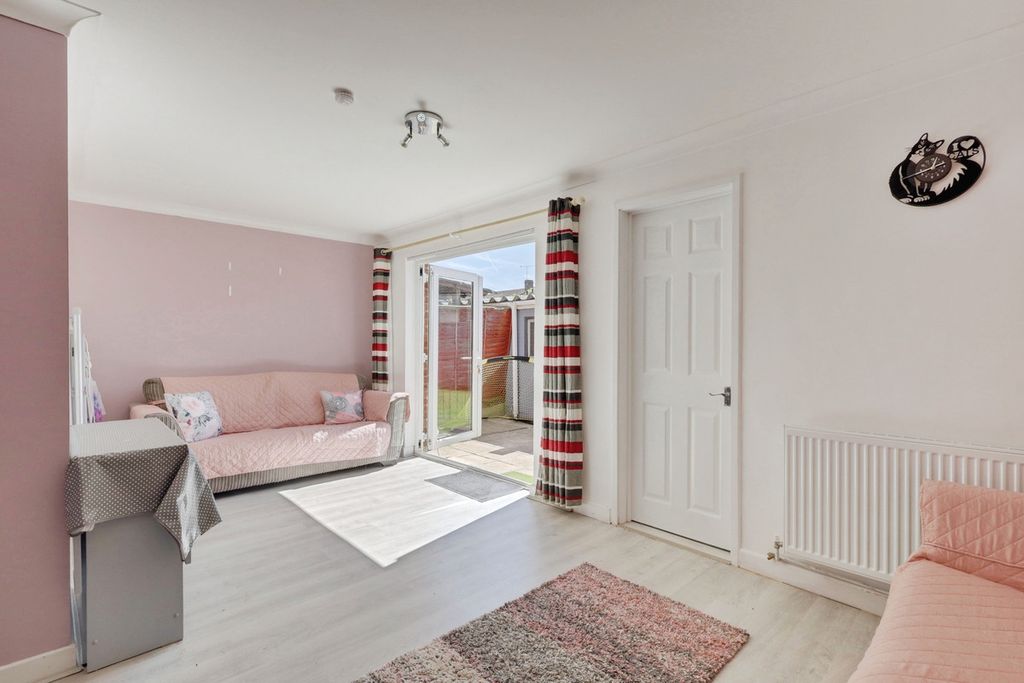 Property photo 1 of 22