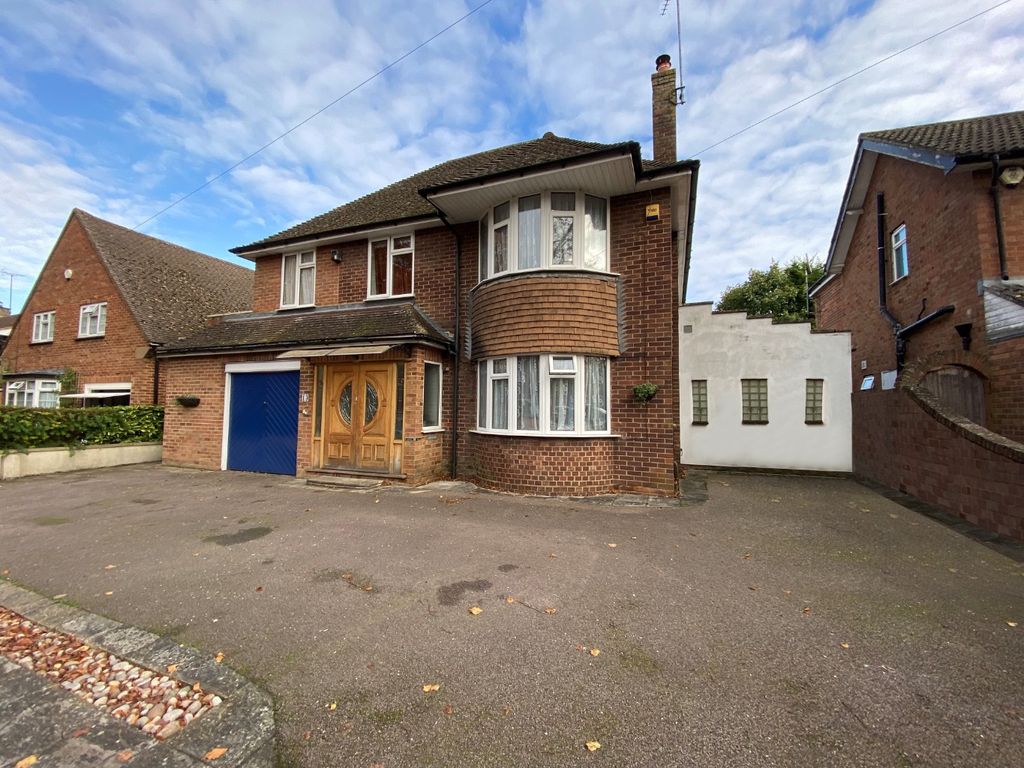 Property photo 1 of 16 3694051