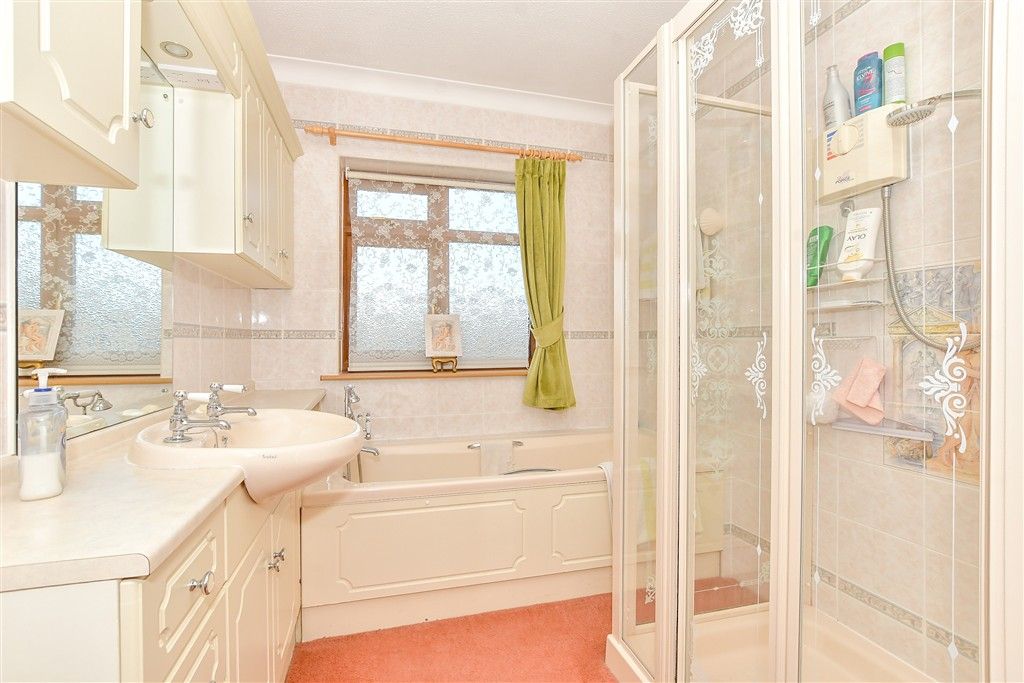 Property photo 3 of 10 Internal Bathroom