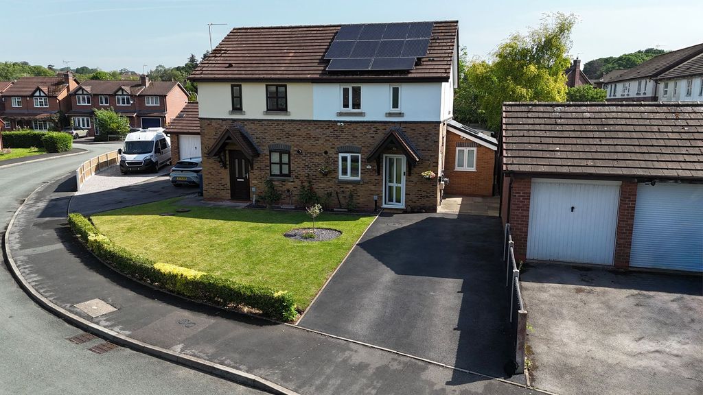 Property photo 1 of 31
