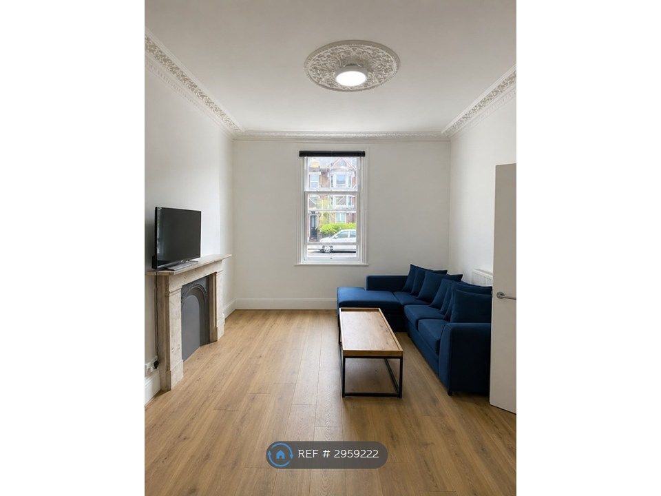 Property photo 2 of 9
