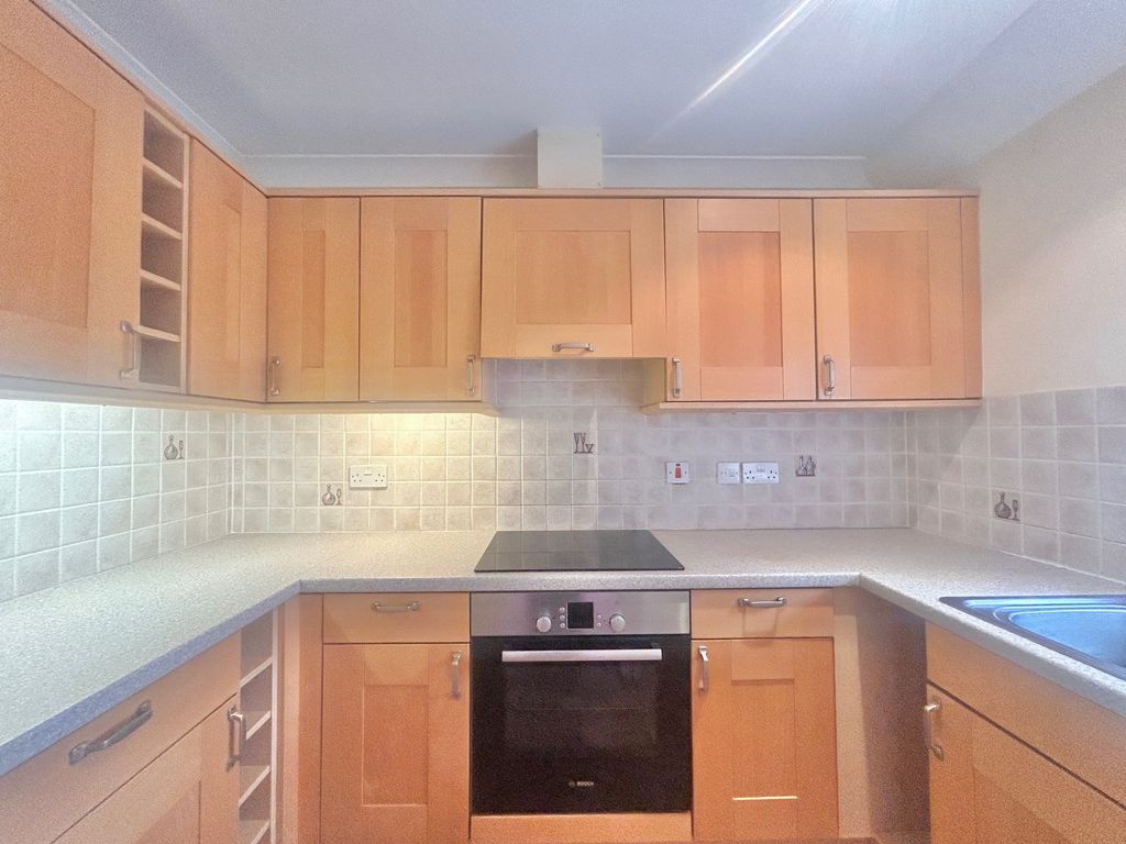 Additional image 6 of 2 bed flat for saleBickerley Road, Ringwood BH24
