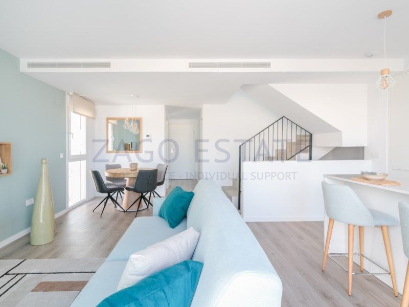 Property photo 3 of 27