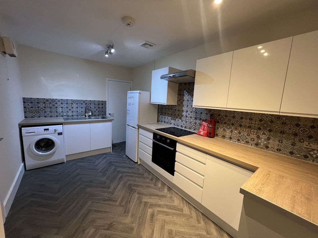 Property photo 1 of 12 Img_2072