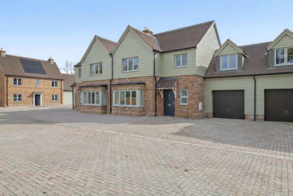 Property photo 1 of 4 Picture No. 08