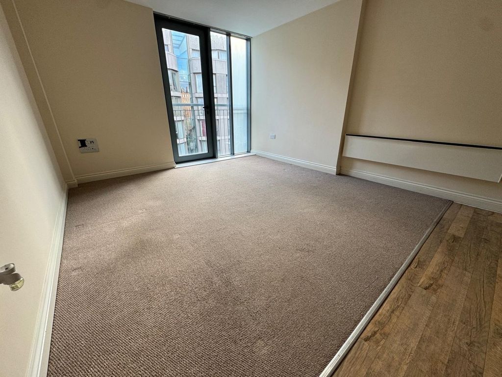 Property photo 2 of 5 Picture No. 05