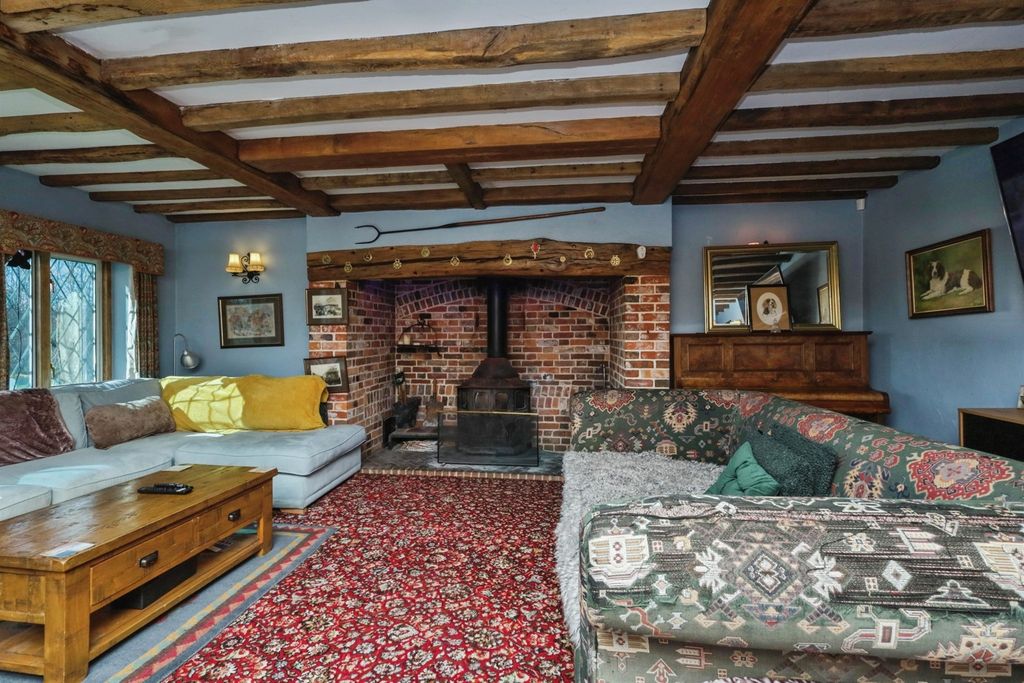 Property photo 3 of 34