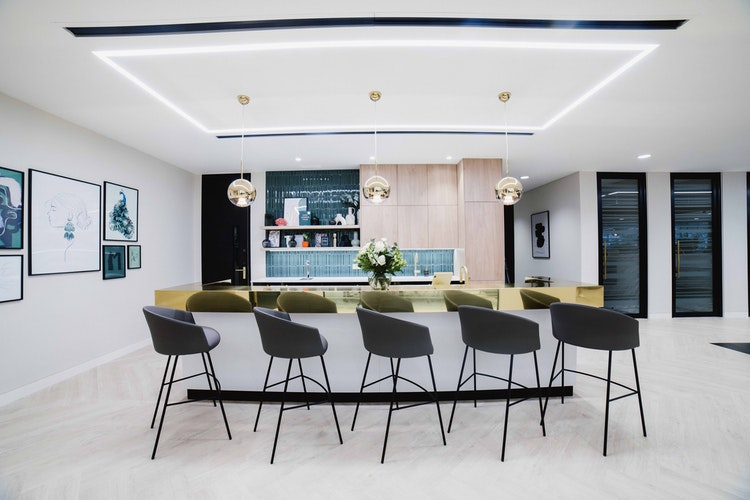 Property photo 2 of 29