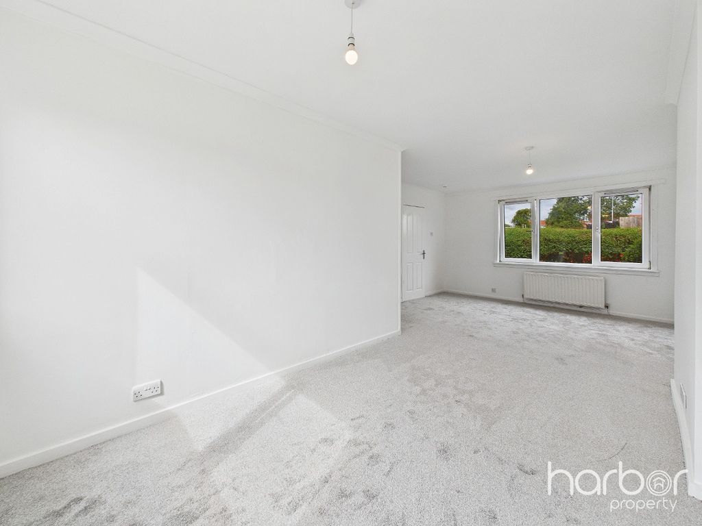Property photo 3 of 22 2695907