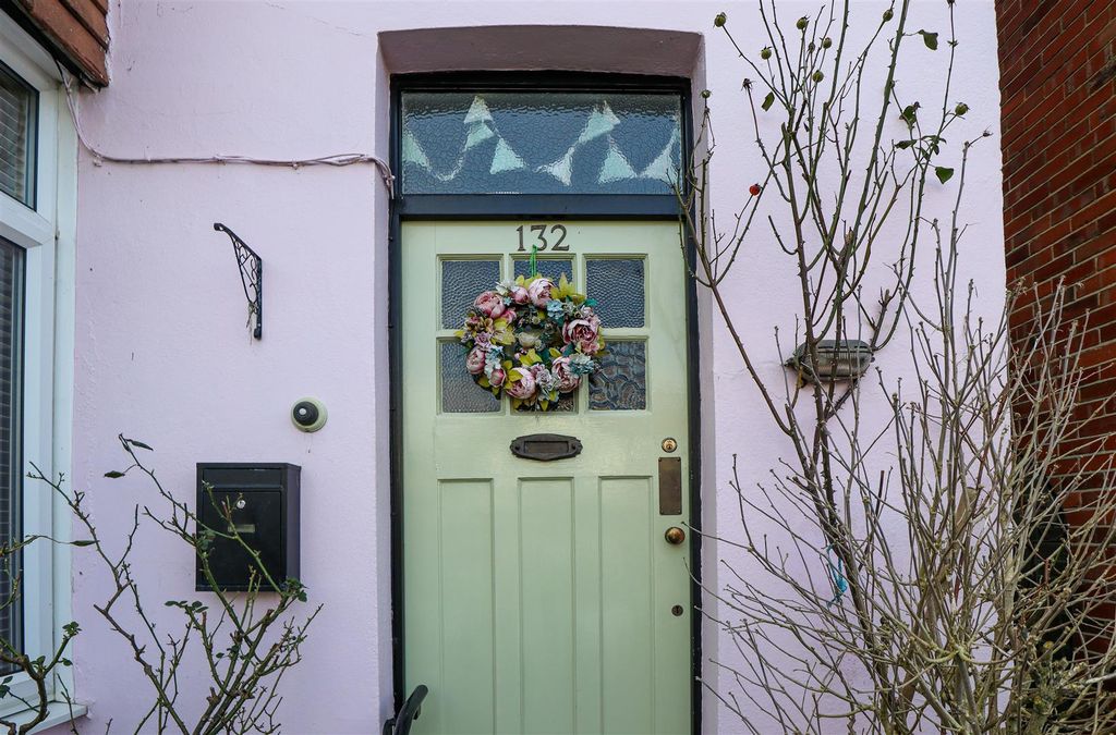 Property photo 2 of 16 Img_1605.Jpg