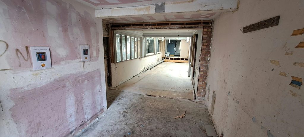 Property photo 3 of 5 20250827_115252.Jpg