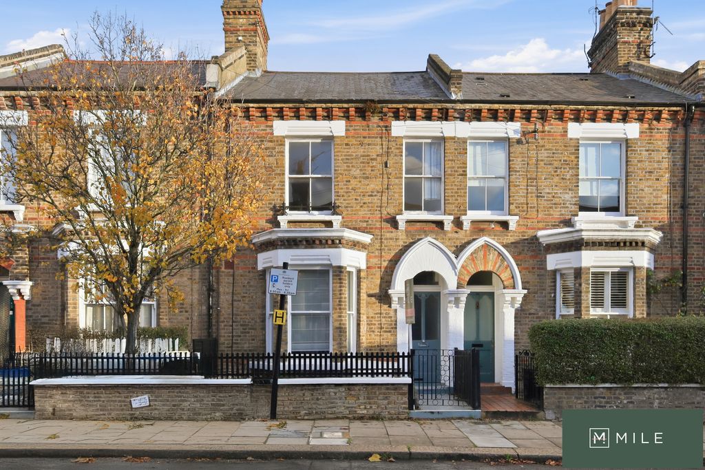 Property photo 1 of 10