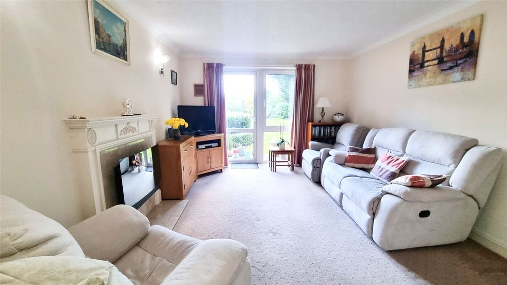 Property photo 2 of 8 Picture No. 03