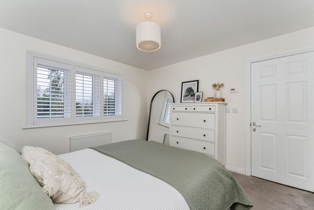 Property photo 3 of 21 Pbox-Img.Jpg