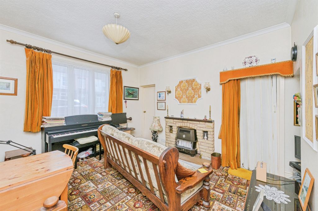 Property photo 3 of 29