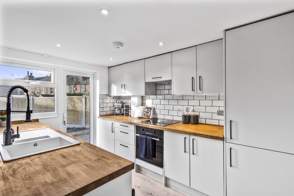 Property photo 3 of 16 CC_Media-13 (5)