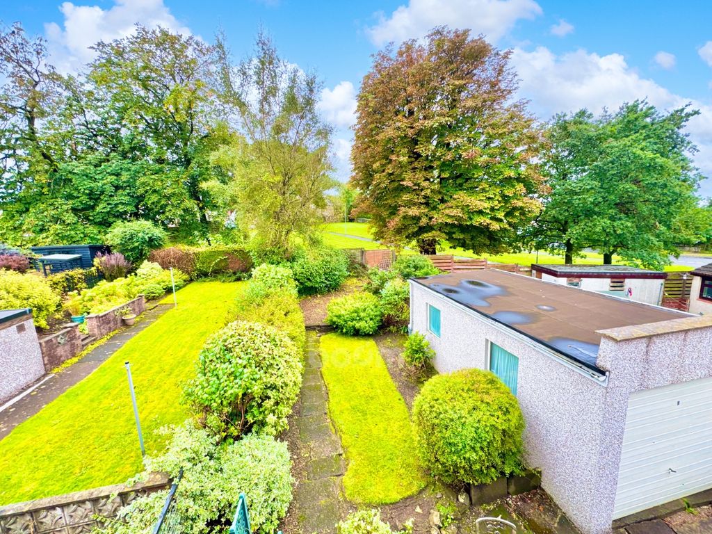 Property photo 1 of 39 Img_4384