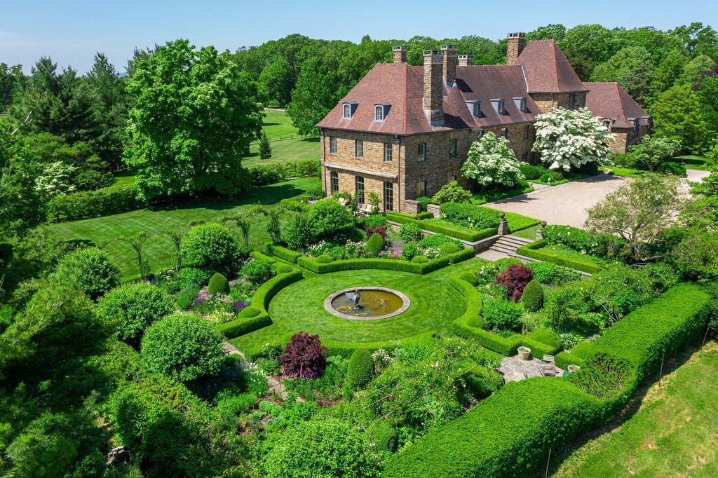 Property photo 1 of 1