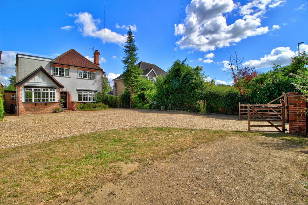 Property photo 1 of 21