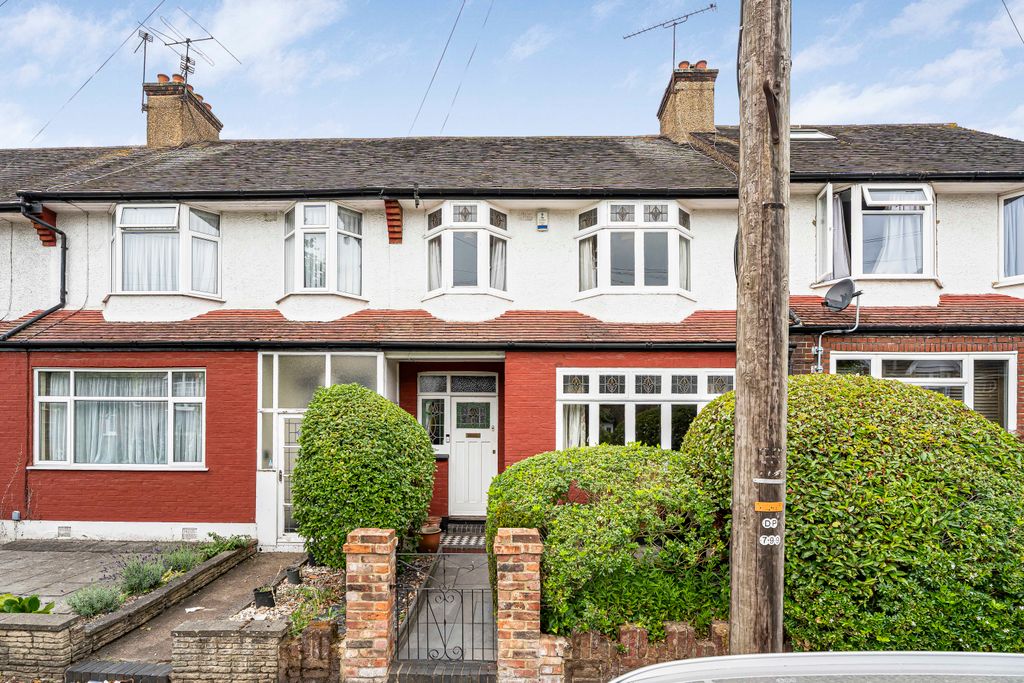 Property photo 2 of 24