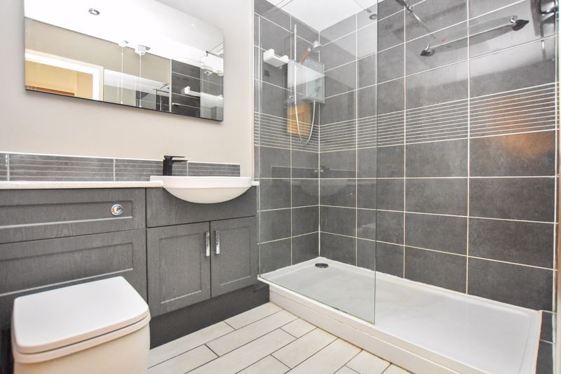 Property photo 3 of 11 Photo 2