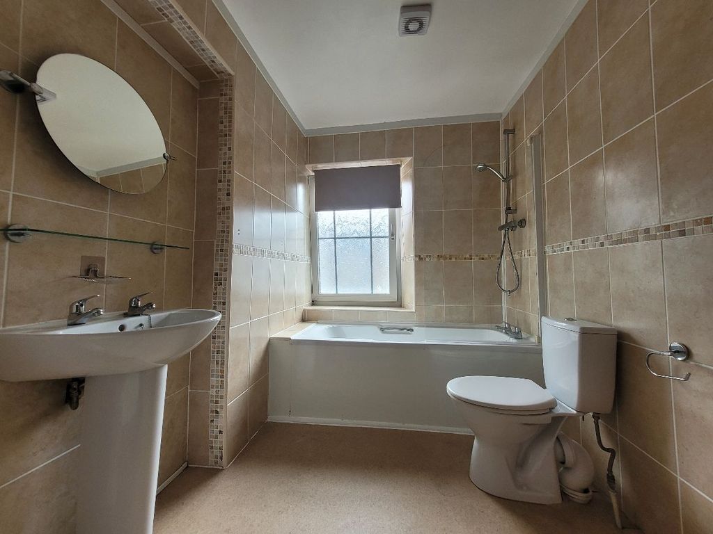 Additional image 6 of 2 bed terraced house to rentStanhope Street, Abergavenny NP7