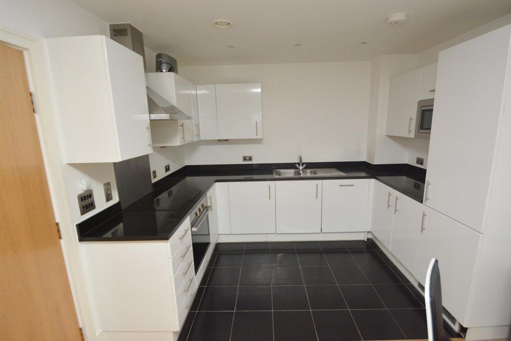 Property photo 3 of 8 Mfrapeyjtl8Jpp7Mkrohsblqabm.Jpg