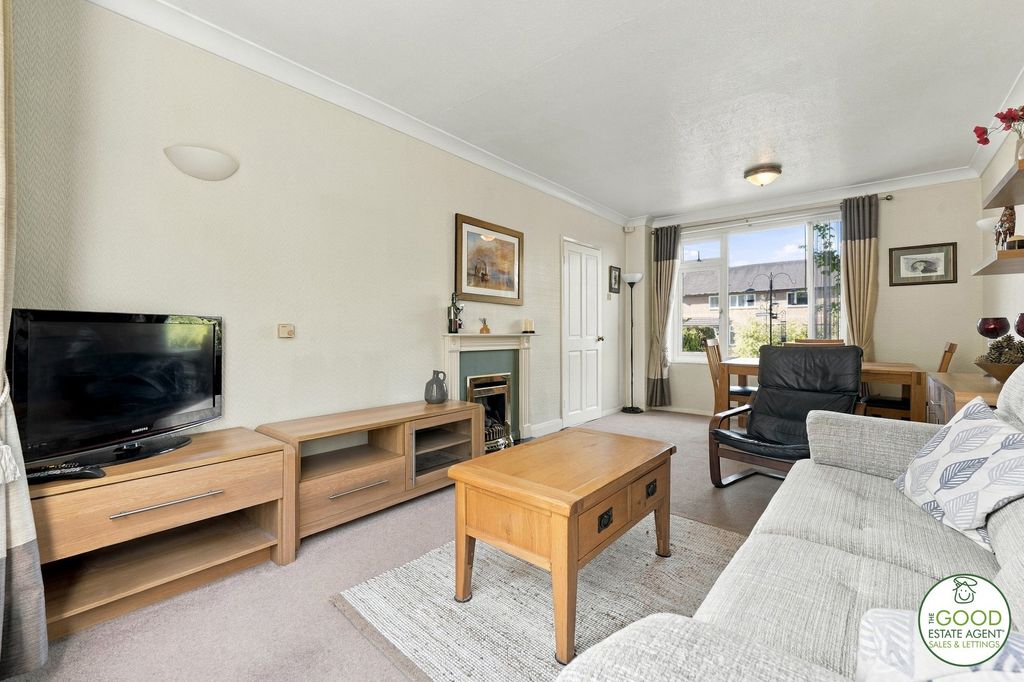 Property photo 3 of 20