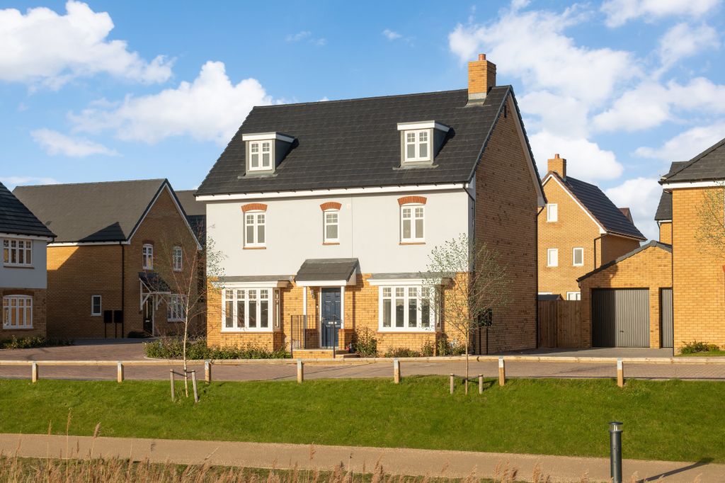 Property photo 1 of 10 005 Bn_Willowgrove_Barratt_Wixams_Marlowe_5Bed