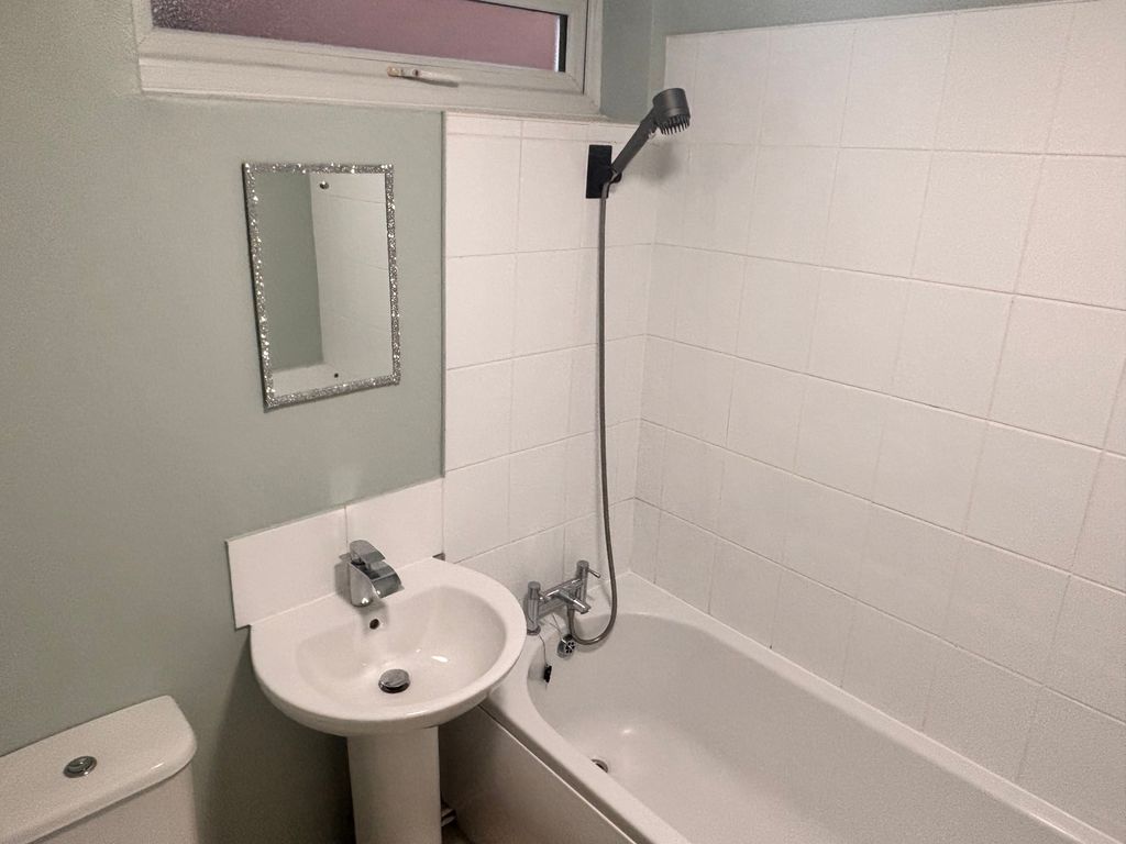 Property photo 2 of 6 Gallery