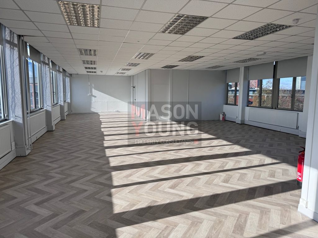 Property photo 3 of 6