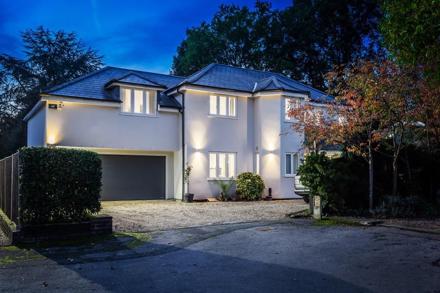 Property photo 1 of 25