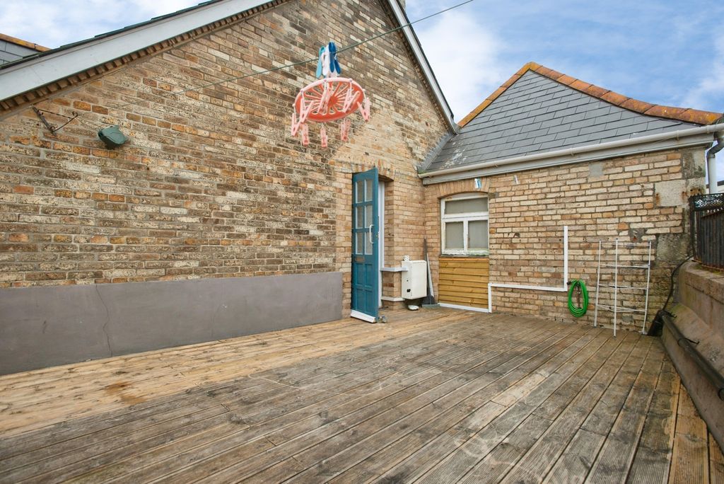 Property photo 1 of 14 Pbox-Img.Jpg