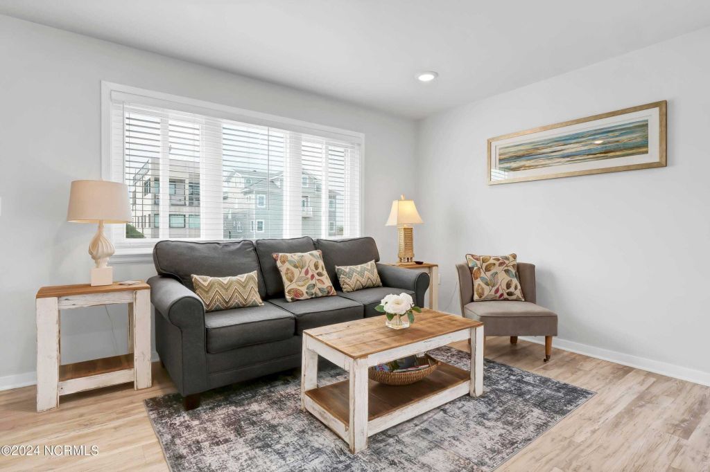 Property photo 3 of 31 <Alttext/>