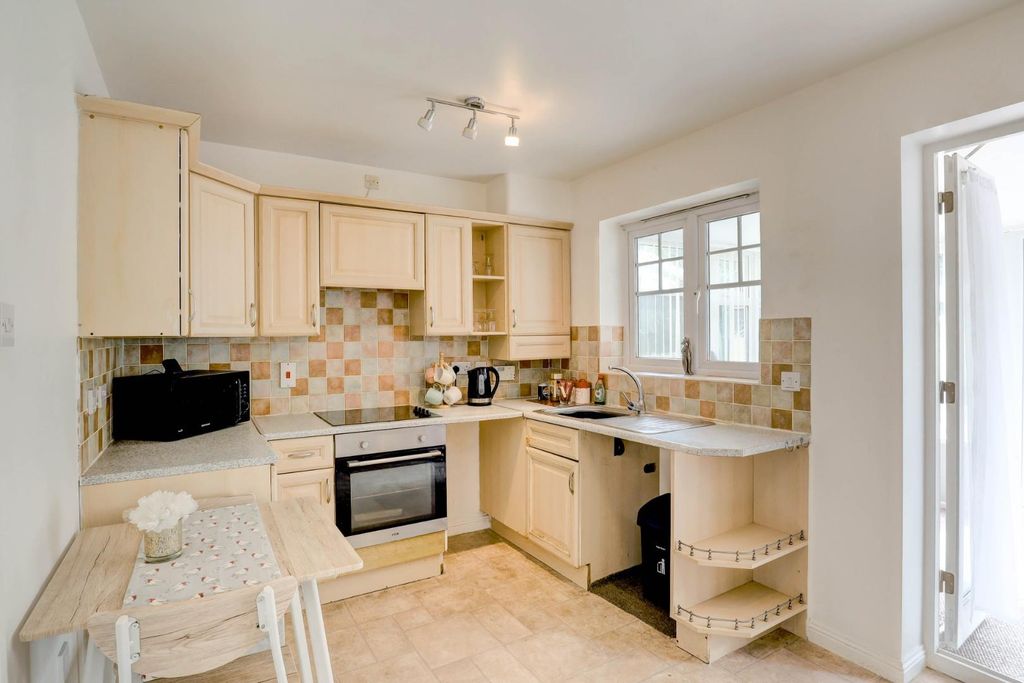 Property photo 3 of 13 Kitchen/ Diner