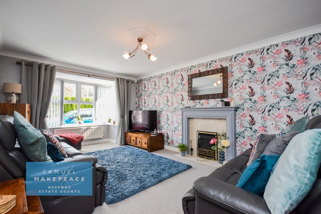 Property photo 2 of 27 Gallery