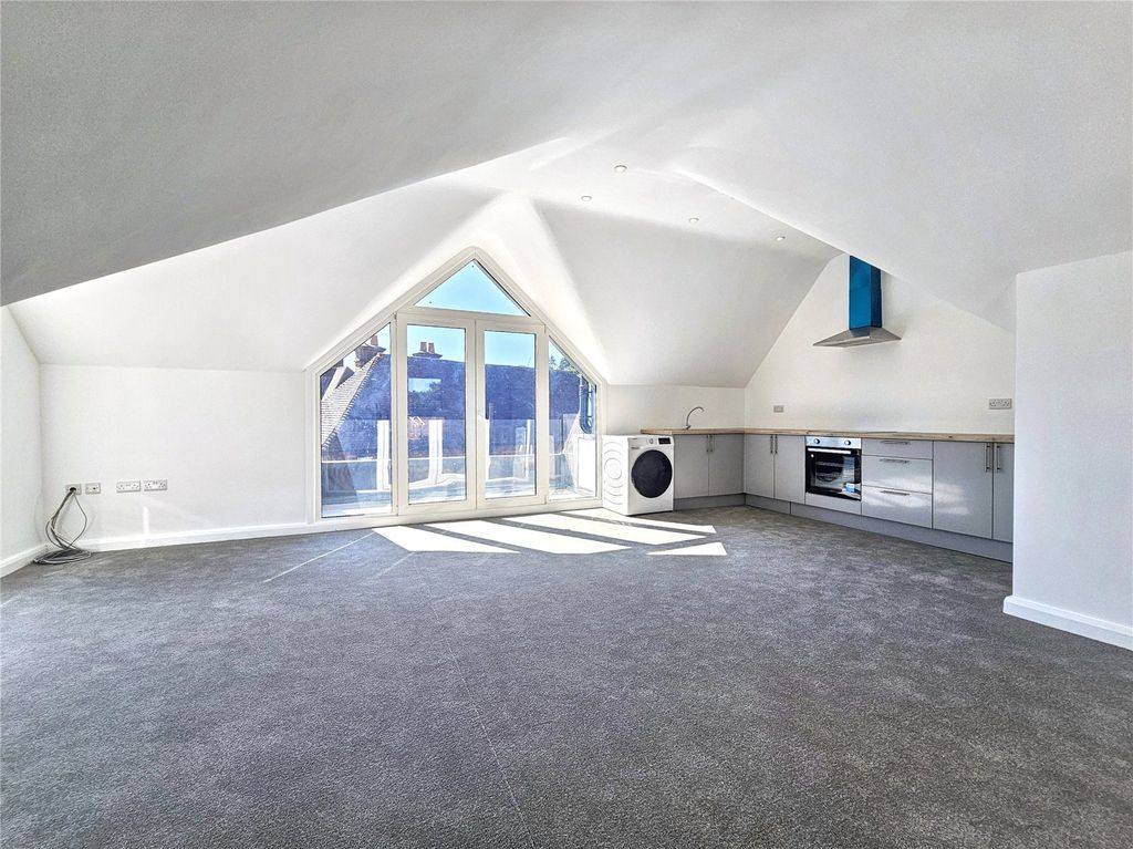 Property photo 2 of 14 Picture No. 01