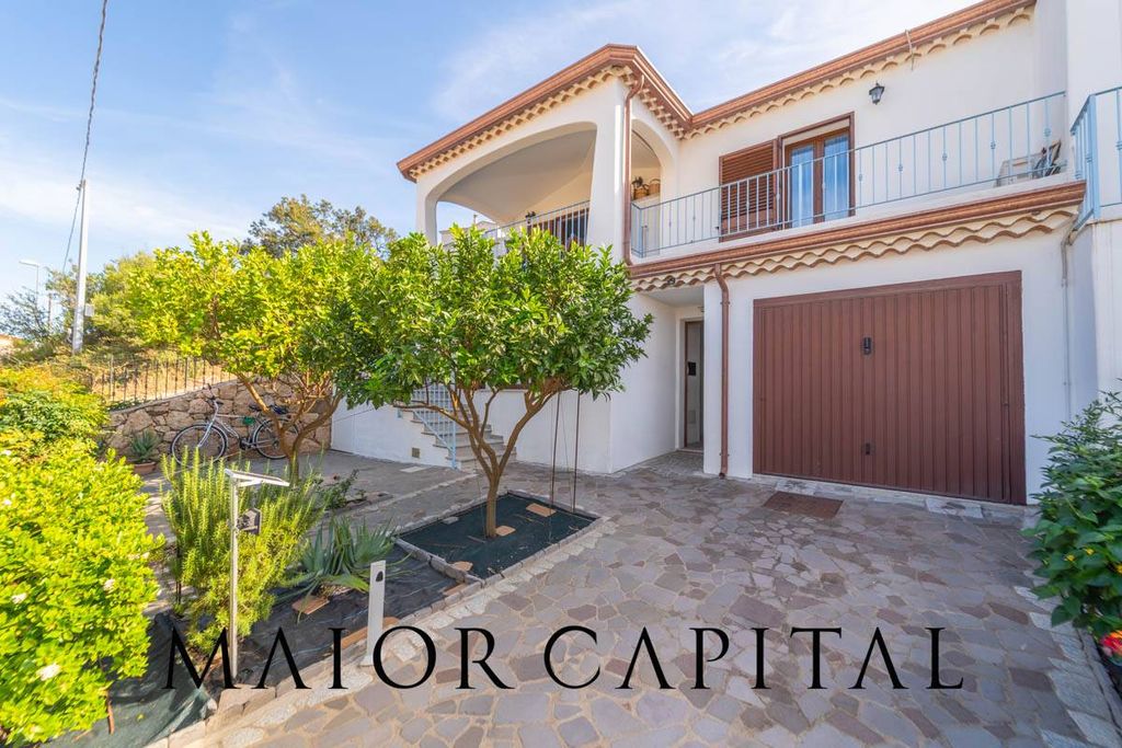 Property photo 1 of 35