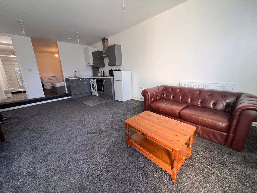 Property photo 3 of 3