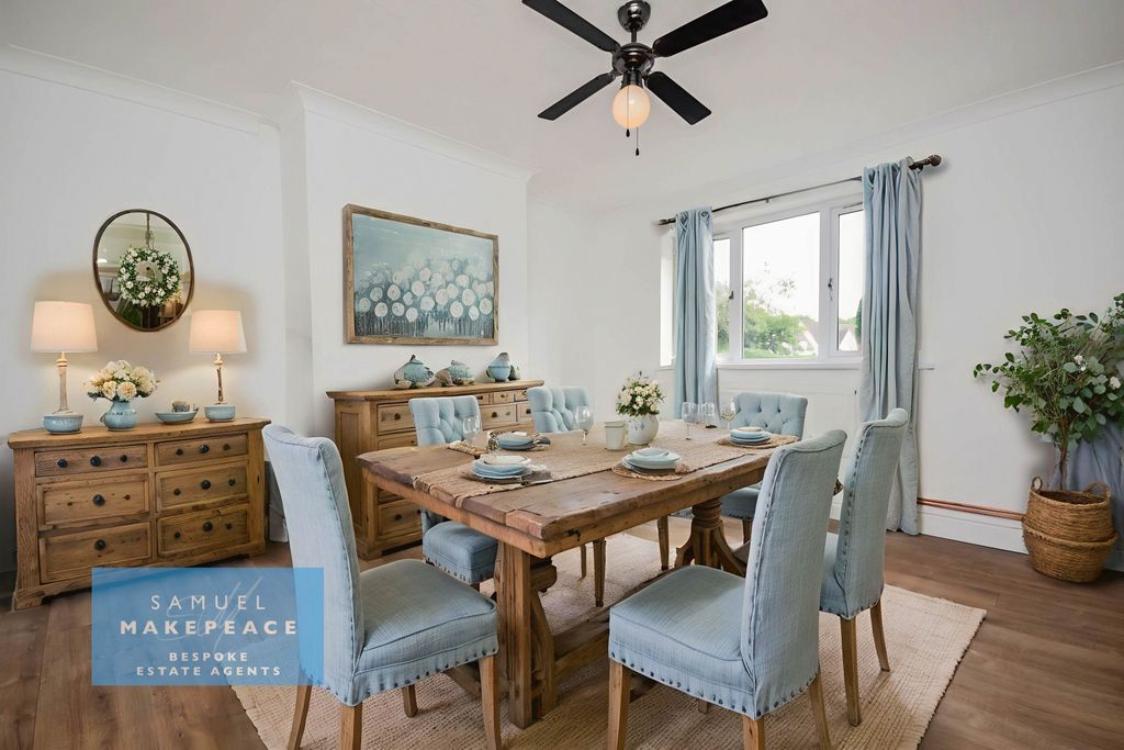 Property photo 3 of 30 Gallery