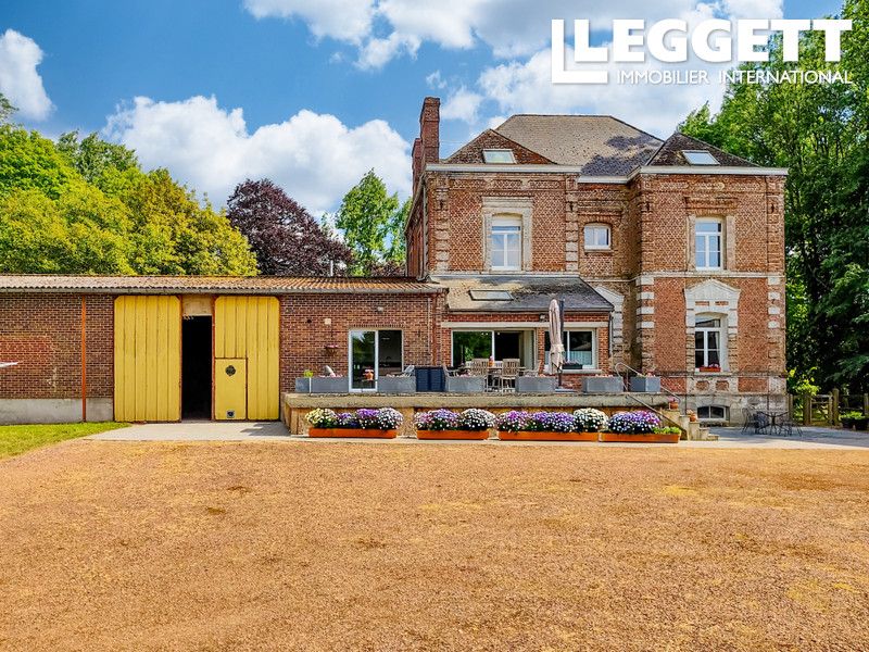 Property photo 2 of 10